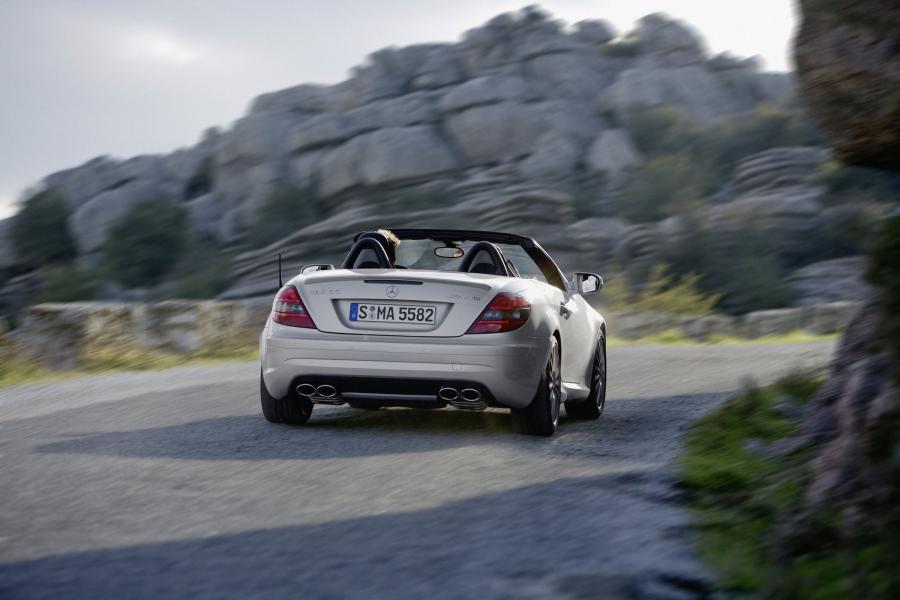  Mercedes-Benz SLK55 AMG 2008 года  (фото 42 из 77)